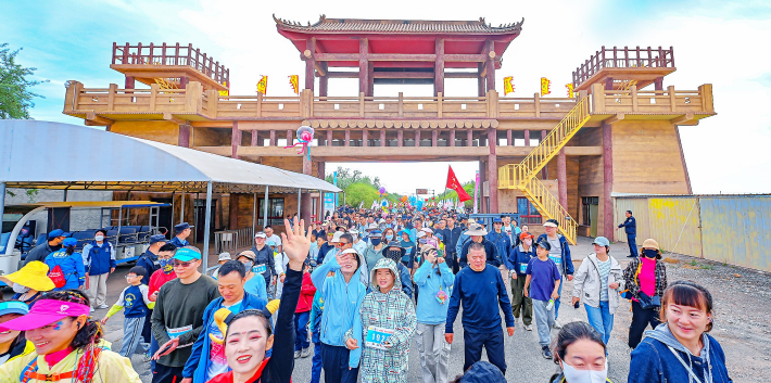 “5·19我要走”嘉峪关长城徒步大会成功举办